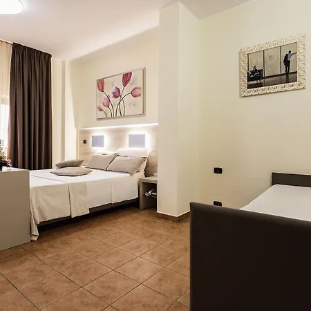 Fly Hotel Gallipoli