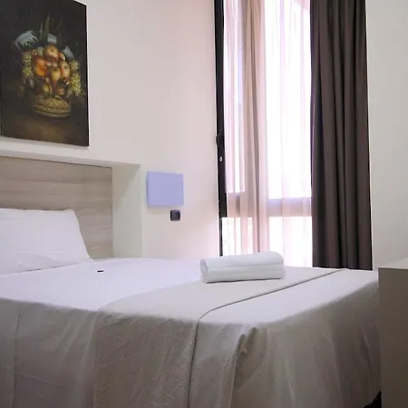 Hotel Fly