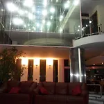 Fly Hotel